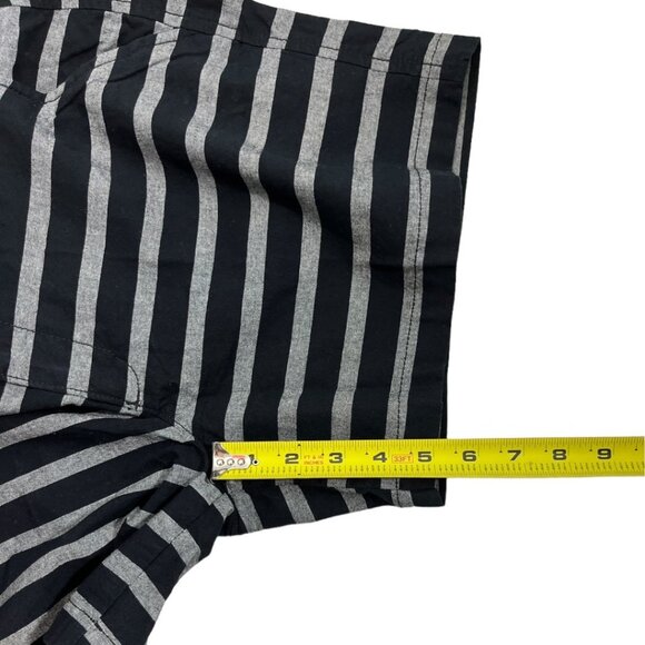 Old Navy Striped Cotton Shorts Black Gray Flat Front Zip Up Belt Loops Size 4 - Picture 12 of 15